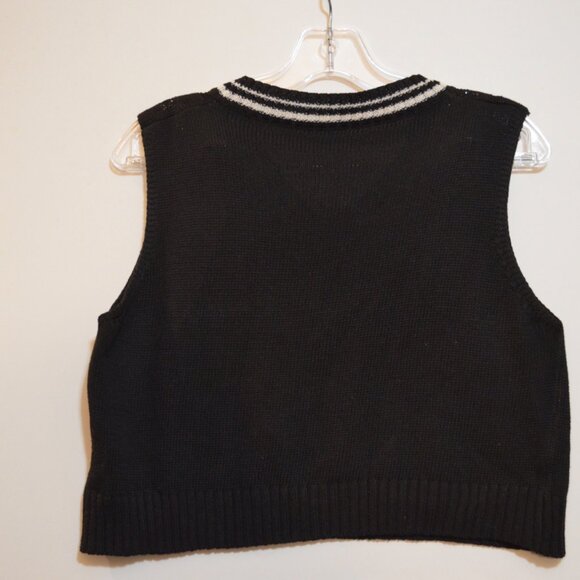 SHEIN 100% Acrylic Black-White V-Neck Knit Vest Girls' M - Picture 2 of 4